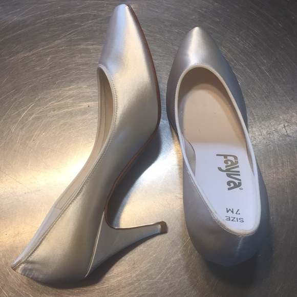 Wedding shoes - Picture 1 of 6